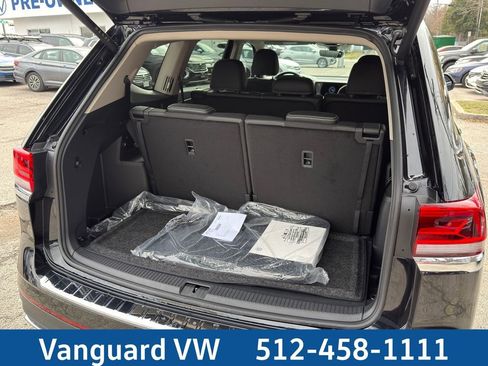 New 2026 Volkswagen Atlas SE FWD image 9