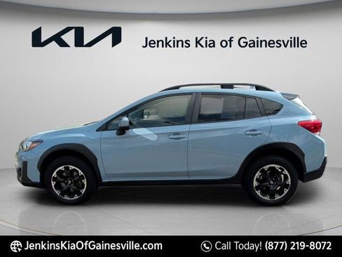 Used 2023 Subaru Crosstrek 2.0i Premium image 8