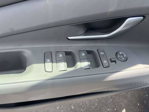 Certified 2026 Hyundai Elantra Sport FWD image 16