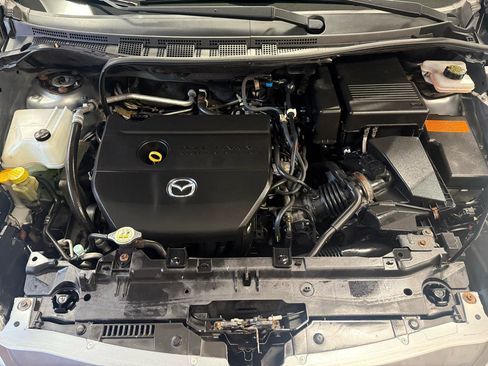 Used 2012 MAZDA MAZDA5 Grand Touring image 21