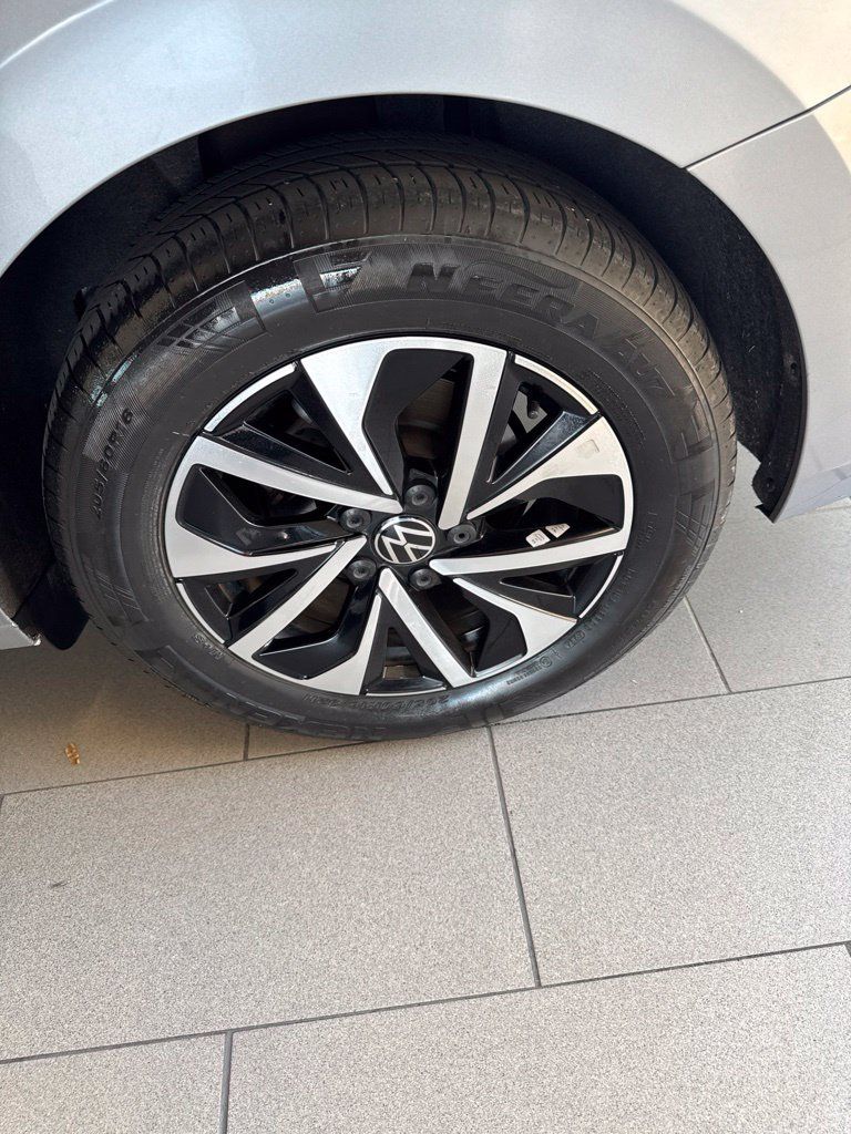 Used 2025 Volkswagen Jetta S FWD image 18