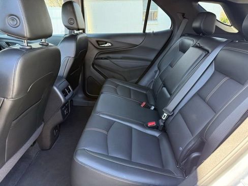 Used 2023 Chevrolet Equinox Premier AWD/4WD image 15