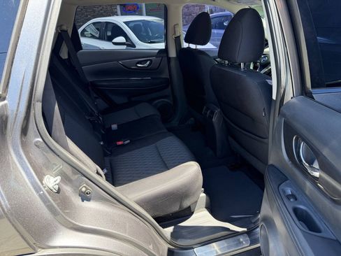 Used 2017 Nissan Rogue SV w/ Midnight Edition Package AWD/4WD image 9