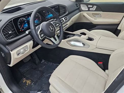 Used 2023 Mercedes-Benz GLE 450 4MATIC image 2