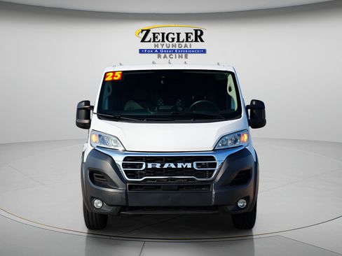 Used 2025 RAM ProMaster 2500 w/ U-Haul Equipment Group FWD image 2