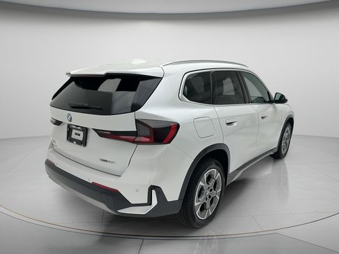 Used 2026 BMW X1 xDrive28i AWD/4WD image 4