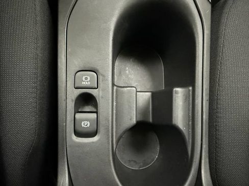 Used 2025 Toyota Corolla LE FWD image 20