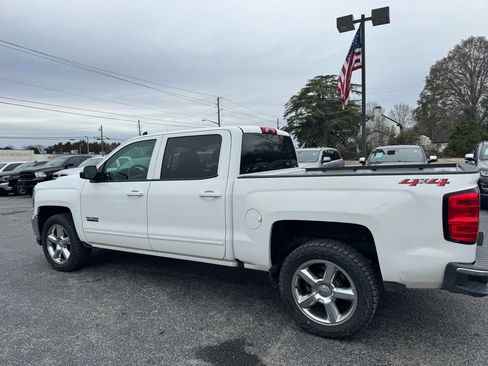 Used 2018 Chevrolet Silverado 1500 LT w/ Texas Edition image 3
