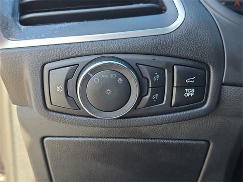 Used 2024 Ford Edge Titanium image 20