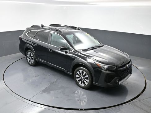 Used 2024 Subaru Outback Limited image 46