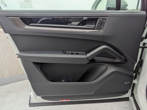 New 2025 Porsche Cayenne GTS image 13