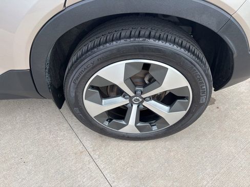 Certified 2023 Volvo XC40 B5 Plus w/ Climate Package AWD/4WD image 14