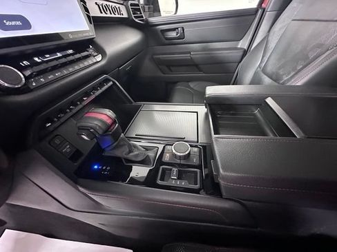 Used 2024 Toyota Sequoia TRD Pro AWD/4WD image 33