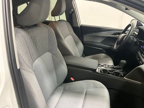 Used 2025 Toyota Camry LE w/ Convenience Package image 7