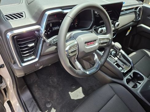 New 2026 GMC Canyon Elevation w/ Convenience Package RWD image 10