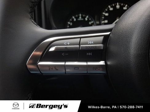 Used 2025 MAZDA CX-50 AWD 2.5 S w/ Weather Package image 17