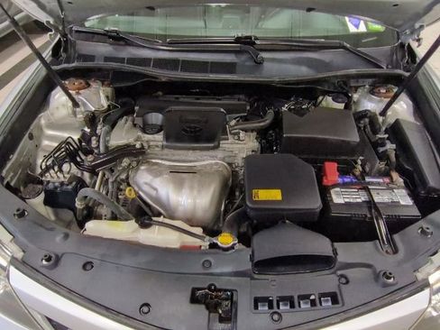 Used 2014 Toyota Camry SE w/ Leather Package image 14