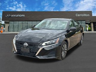 Used 2024 Nissan Altima 2.5 SV video 1