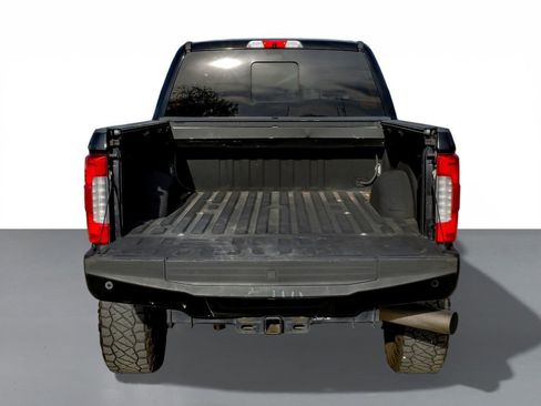 Used 2017 Ford F250 Platinum w/ Platinum Ultimate Package image 61