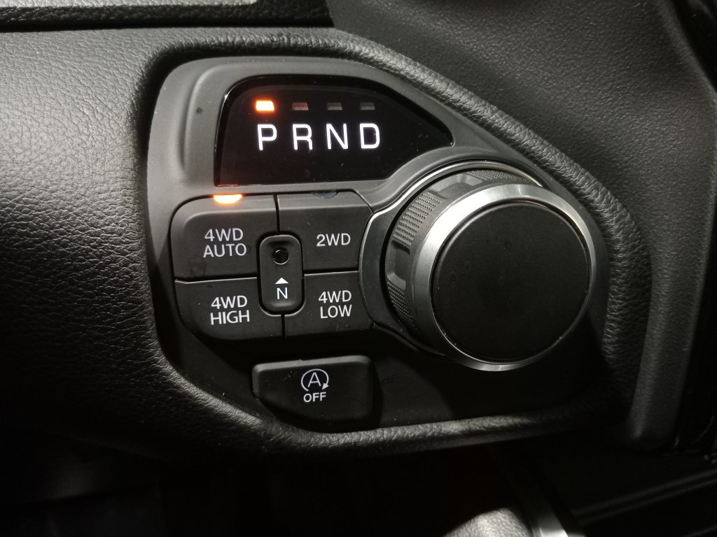 Used 2025 RAM 1500 Big Horn AWD/4WD image 24
