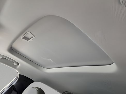 New 2026 Chevrolet Trax ACTIV w/ Sunroof Package FWD image 16
