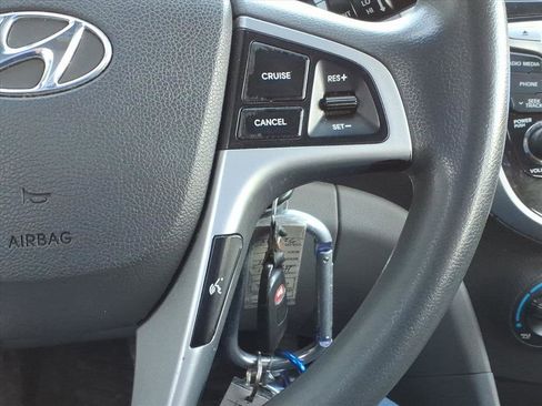Used 2014 Hyundai Accent GLS w/ Option Group 2 image 13