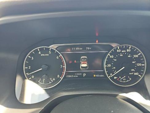 Used 2023 Nissan Rogue SV w/ SV Premium B Package FWD image 12