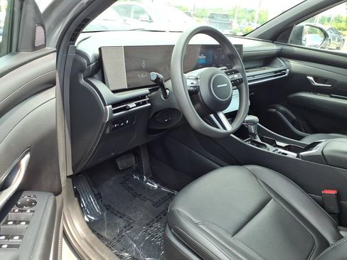 Used 2025 Hyundai Santa Cruz SEL FWD image 6