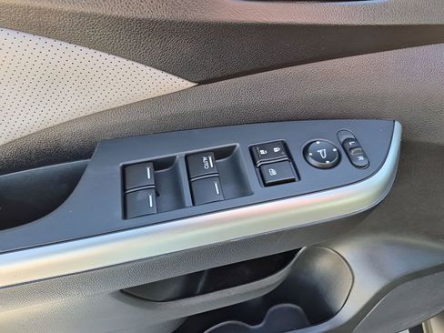 Used 2015 Honda CR-V Touring image 28