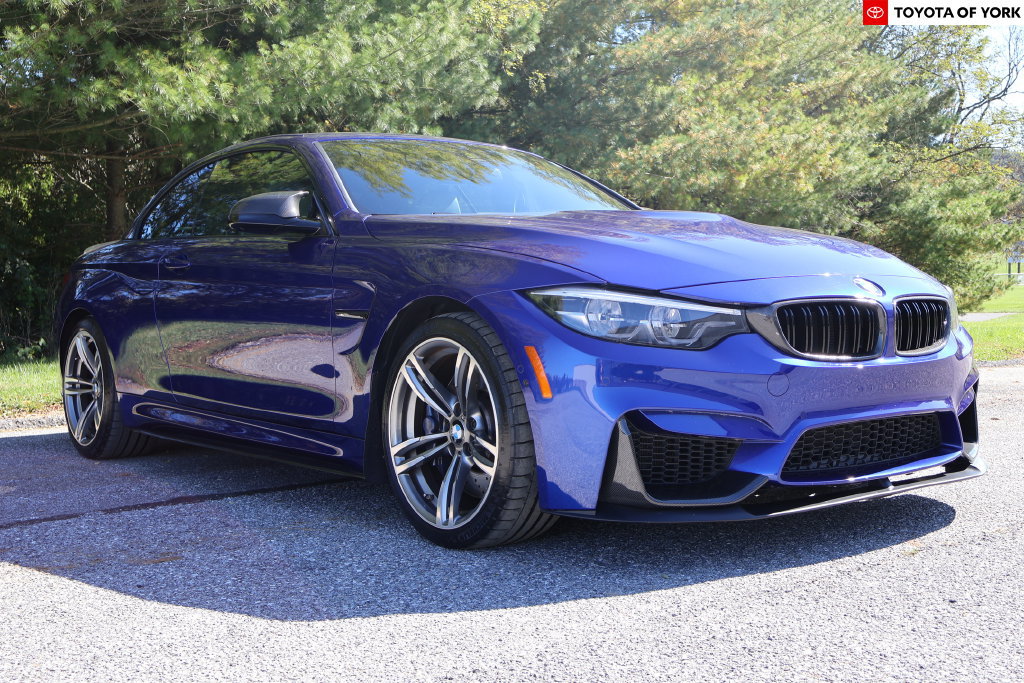 Used 2020 BMW M4 Convertible w/ Executive Package RWD image 1