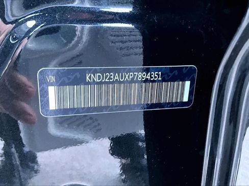 Used 2023 Kia Soul LX image 30