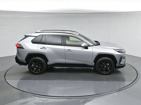 Used 2025 Toyota RAV4 SE AWD/4WD image 42