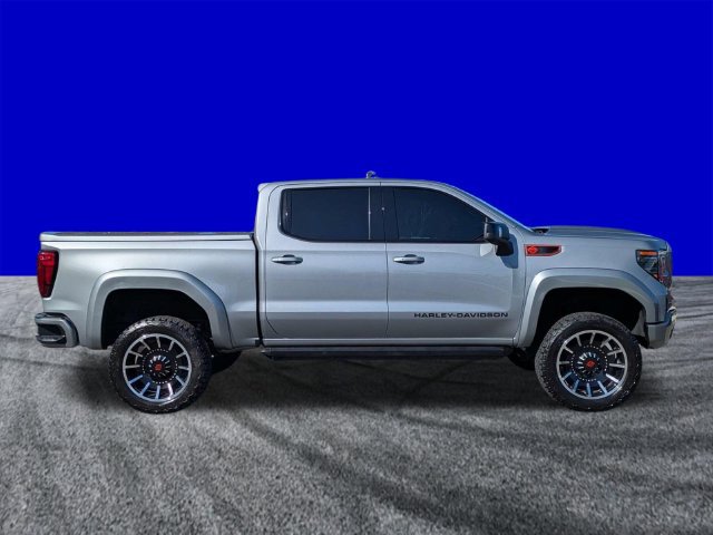 Used 2024 GMC Sierra 1500 AT4 w/ Technology Package AWD/4WD image 3