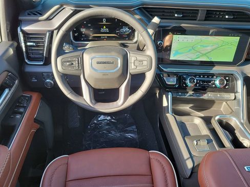 New 2026 GMC Sierra 2500 Denali Ultimate image 18