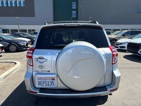 Used 2010 Toyota RAV4 Limited w/ Limited Extra Value Pkg FWD image 8