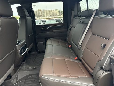 New 2026 GMC Sierra 2500 Denali w/ Denali Reserve Package image 6