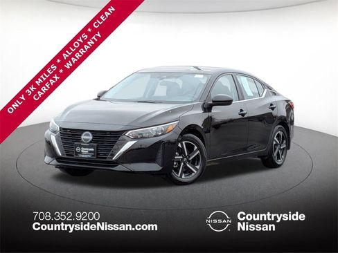 Used 2025 Nissan Sentra SV image 1