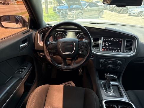Used 2020 Dodge Charger Scat Pack RWD image 12