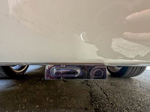 Used 2017 Rolls-Royce Wraith RWD image 92