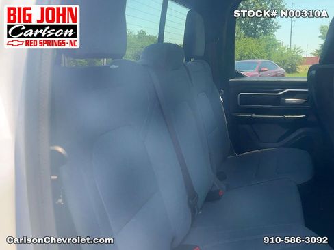 Used 2024 RAM 1500 Big Horn AWD/4WD image 35