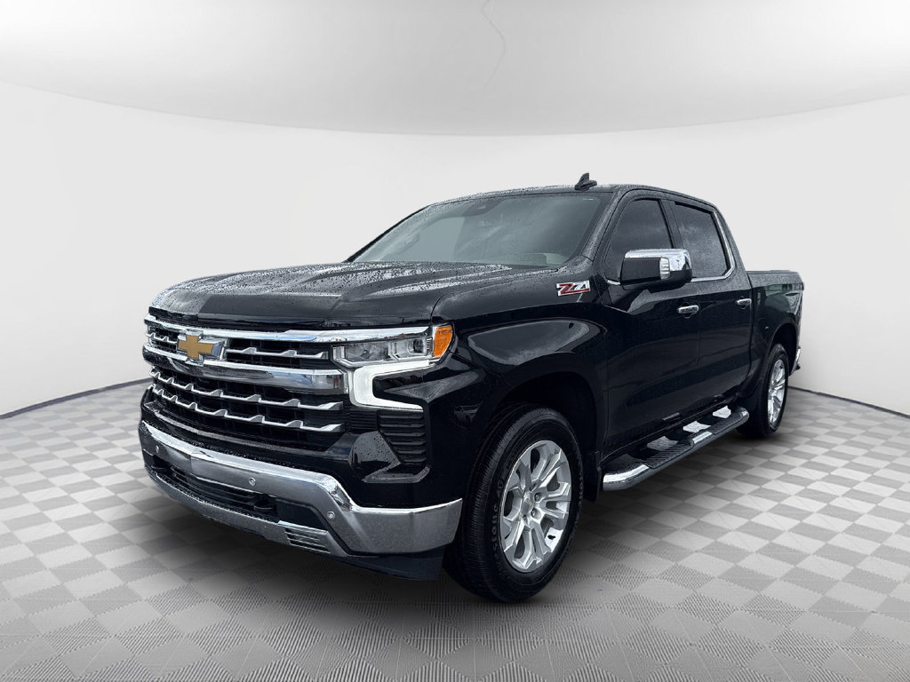 Used 2022 Chevrolet Silverado 1500 LTZ w/ LTZ Premium Package AWD/4WD image 4