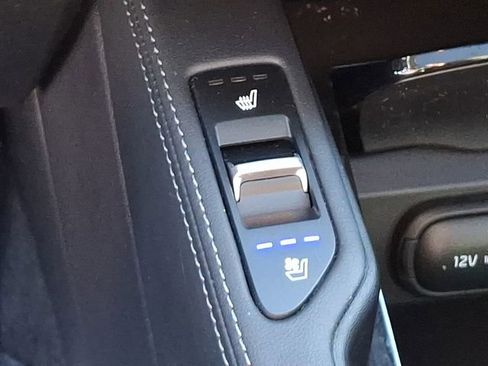 Used 2024 Kia Telluride EX w/ EX Captain's Chair Package image 30