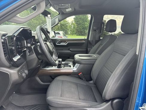 Certified 2022 Chevrolet Silverado 1500 RST AWD/4WD image 10