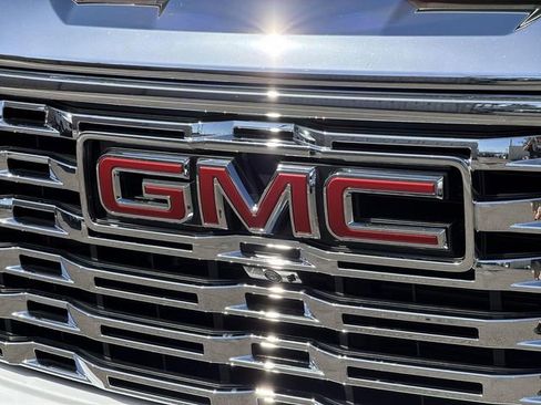Used 2024 GMC Sierra 1500 Denali w/ Denali Reserve Package AWD/4WD image 31