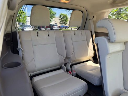 Used 2019 Lexus GX 460 Premium w/ Premium Package AWD/4WD image 18