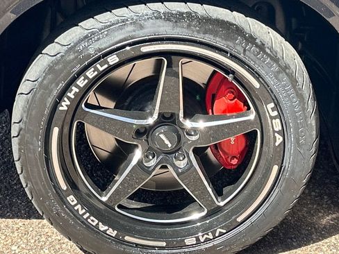 Used 2009 Dodge Challenger SRT8 RWD image 13