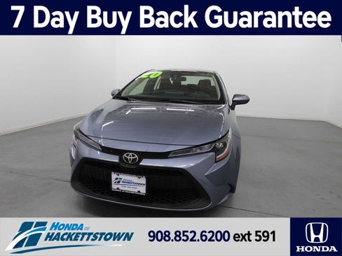 Used 2020 Toyota Corolla LE image 1