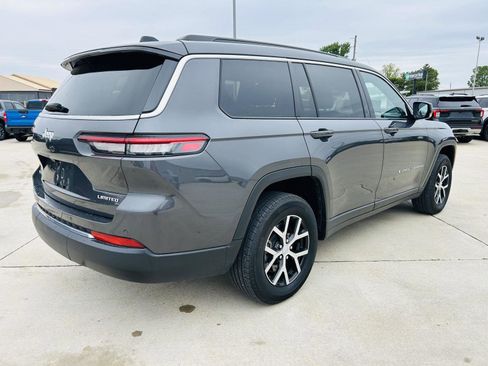 Used 2025 Jeep Grand Cherokee L Limited AWD/4WD image 44