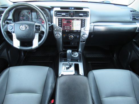 Used 2021 Toyota 4Runner SR5 Premium w/ Moonroof Package AWD/4WD image 34