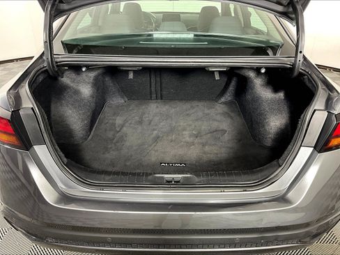 Certified 2024 Nissan Altima 2.5 SV FWD image 35